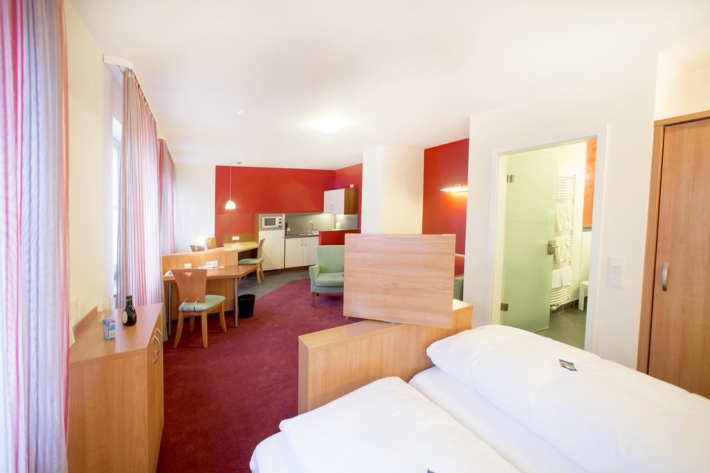 Hotel Weisses Lamm Veitshöchheim Eksteriør bilde