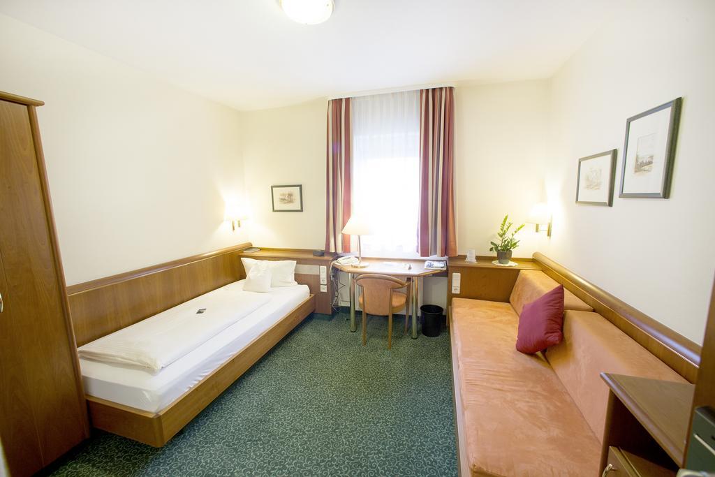 Hotel Weisses Lamm Veitshöchheim Eksteriør bilde