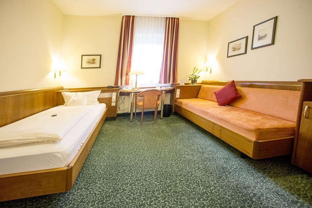 Hotel Weisses Lamm Veitshöchheim Eksteriør bilde