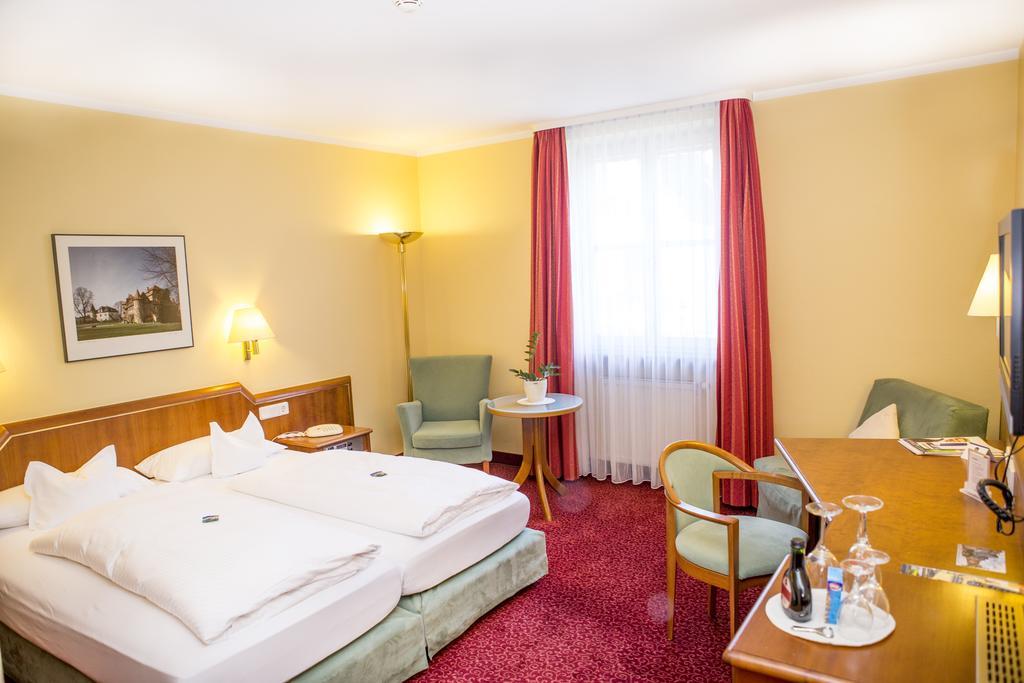 Hotel Weisses Lamm Veitshöchheim Eksteriør bilde